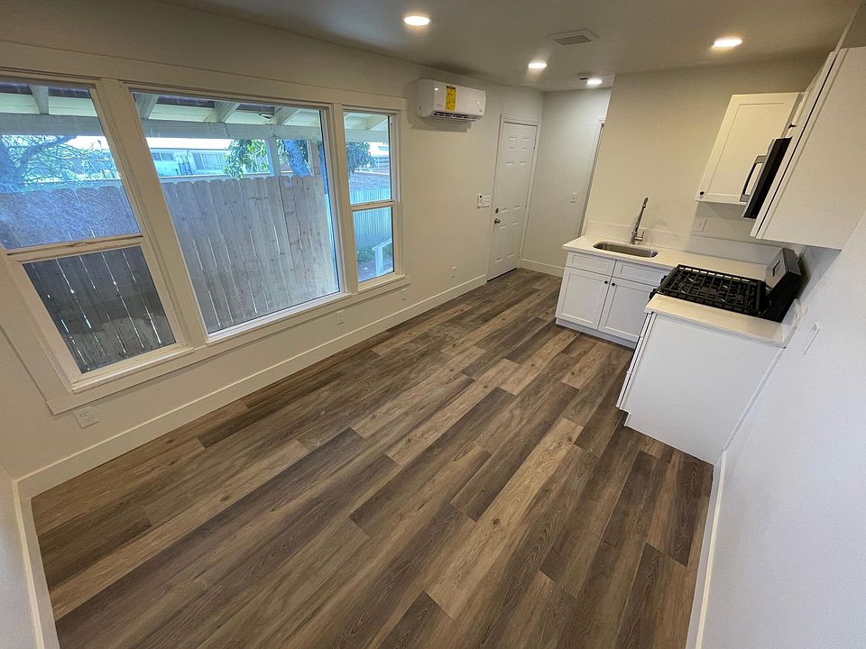 241 E Etiwanda Ave Rialto CA Zillow