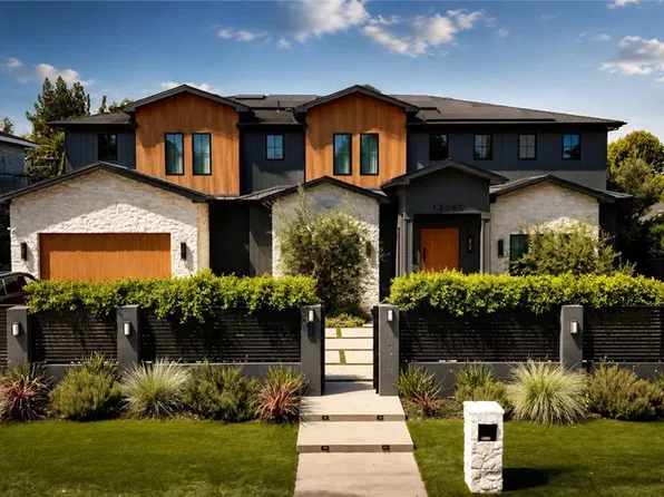23133 Oxnard St, Woodland Hills, CA 91367