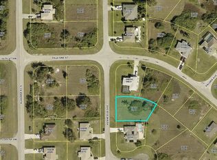 513 Pennfield Ave, Lehigh Acres, FL 33974