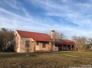 902 Frio St, Cotulla, TX 78014
