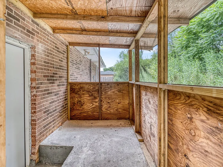 2116 S Roane St — Photo 31