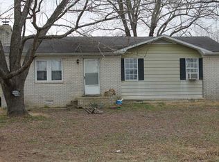 70 Robinson Rd, Russellville, KY 42276