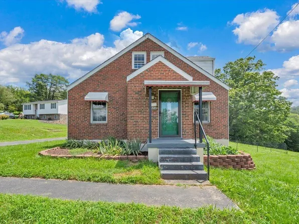 1604 Hiram St SE, Roanoke, VA 24014