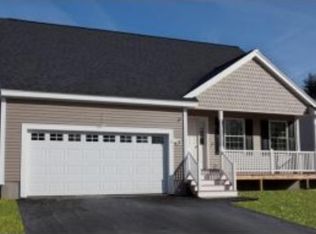 24 Watts Lndg, Litchfield, NH 03052