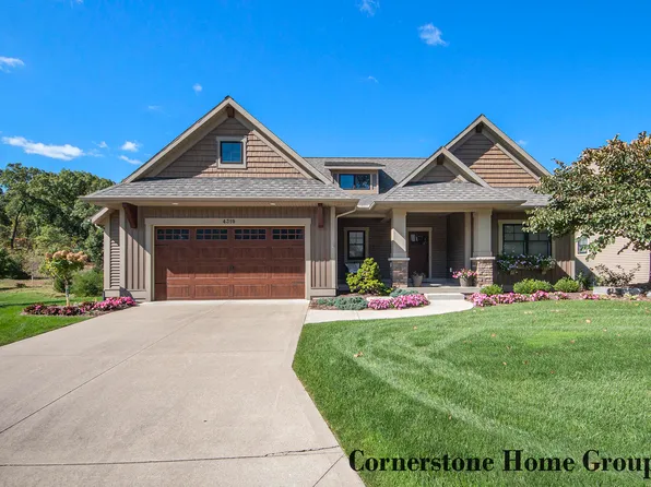 4319 Maybeck Dr NE, Grand Rapids, MI 49525