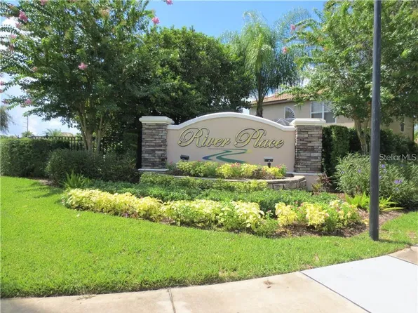6819 74th Street Cir E, Bradenton, FL 34203