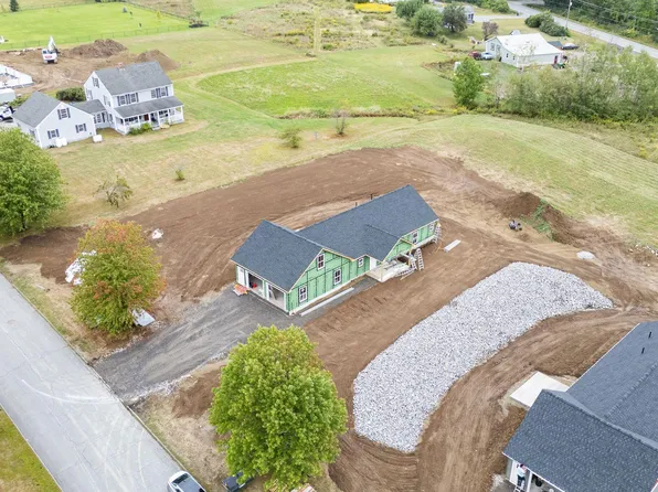 3 Sunrise Drive, Hallowell, ME 04347