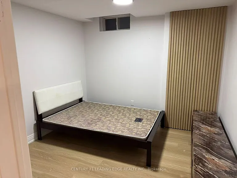 421 Elson St #BASEMENT — Photo 10