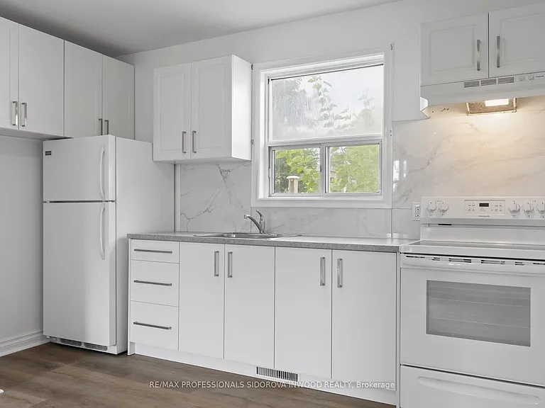 1 Dixon Rd #2 — Photo 7