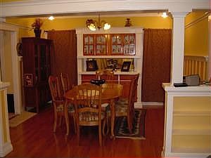 1st image of 1351 W 51st St