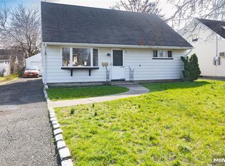 71 Hobart Ave, Rutherford, NJ 07070