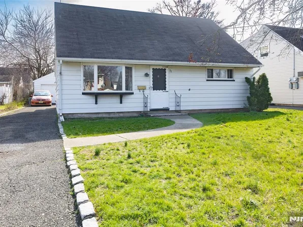 71 Hobart Ave, Rutherford, NJ 07070