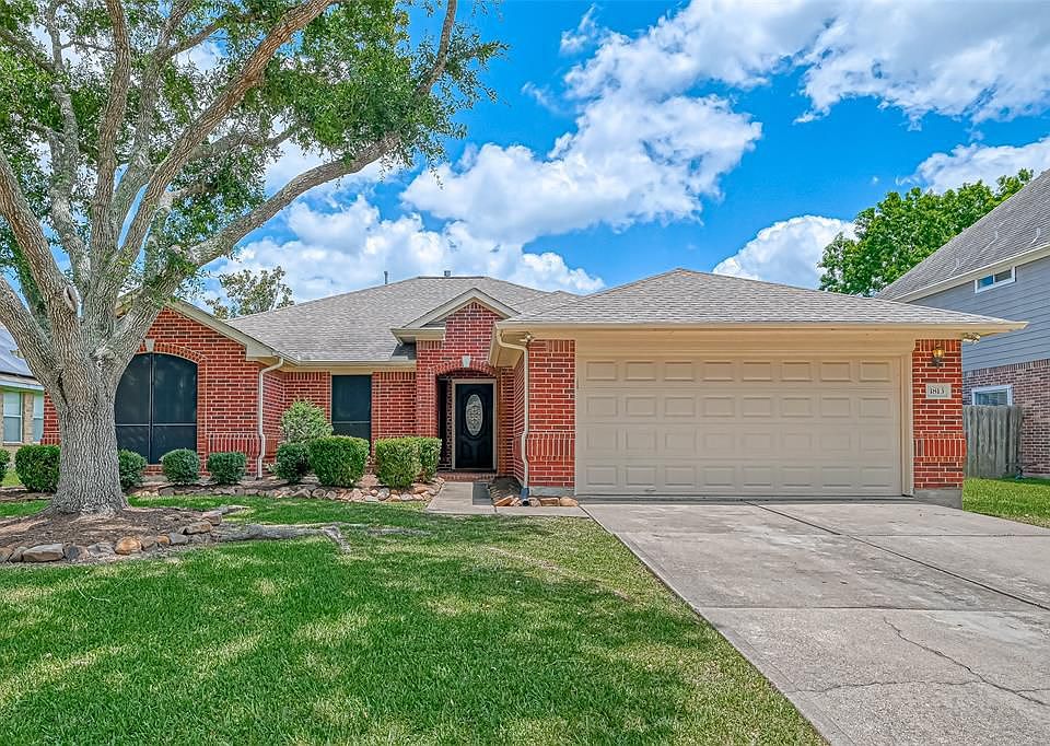 1st image of 1813 Castle Oaks Dr