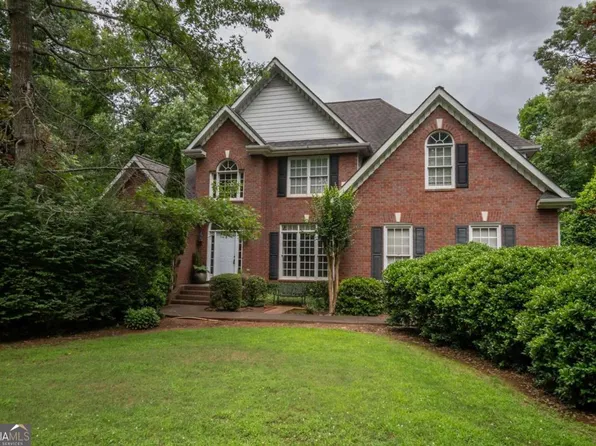 1061 Holcomb Ct, Bogart, GA 30622