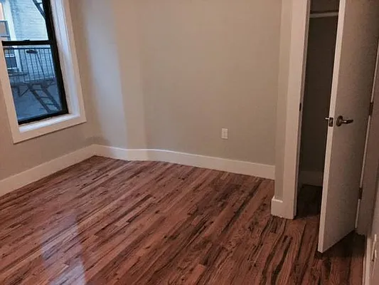 Rented by Lodger Corp | media 38