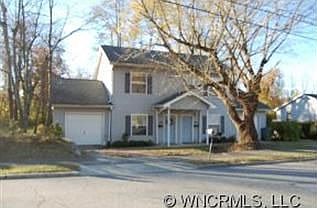 2nd image of 804 Third Ave W