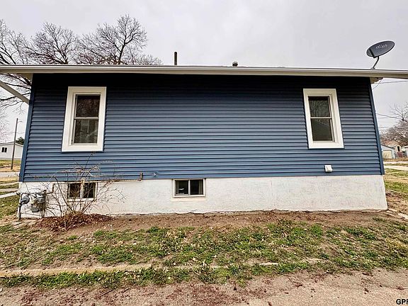 4th image of 1303 6th St