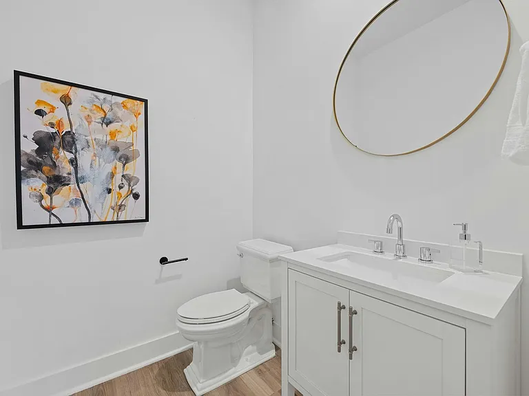 7905 Brightman Ln — Photo 36