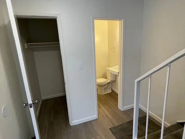 1011 W Angeleno Ave — Photo 5