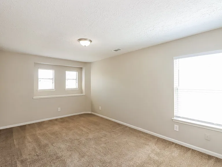 19811 Breezy Cove Ct — Photo 15