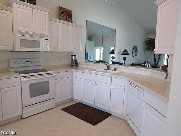 10537 Washingtonia Palm Way #4126 — Photo 10