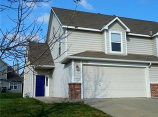 2750 Grand Cir, Lawrence, KS 66047