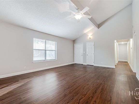 5th image of 122 A Smith Avenue