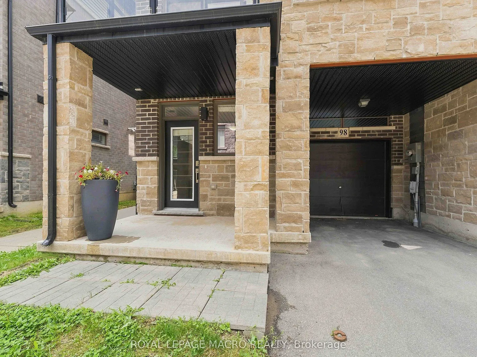 3 bed, $2,800 — Photo 2