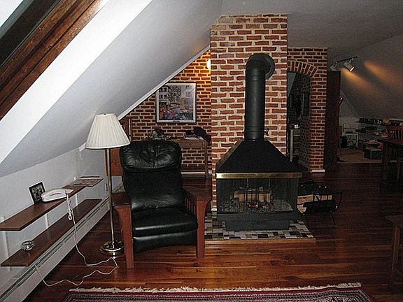 2nd image of 598 Prospect St APT C6
