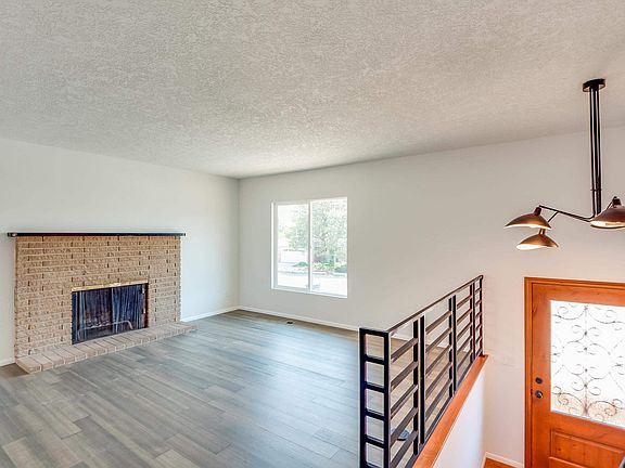 4th image of 114 Sherwood Blvd