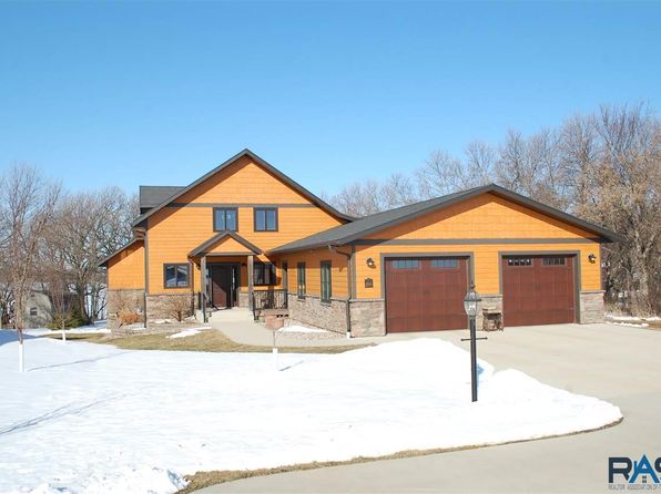 Lake Hendricks 56136 Real Estate 2 Homes For Sale Zillow