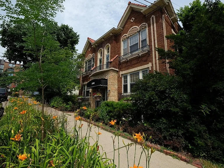 Welcome to Central Lakes of Uptown, where modern comfort meets charming architecture. Enjoy beautifully landscaped grounds, spacious living areas, and a vibrant community atmosphere. Explore your new home today and schedule a tour!