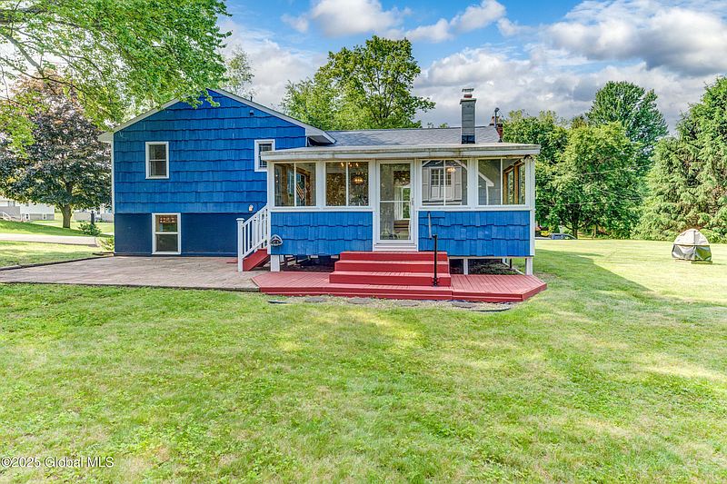 3rd image of 1707 Richwood Drive