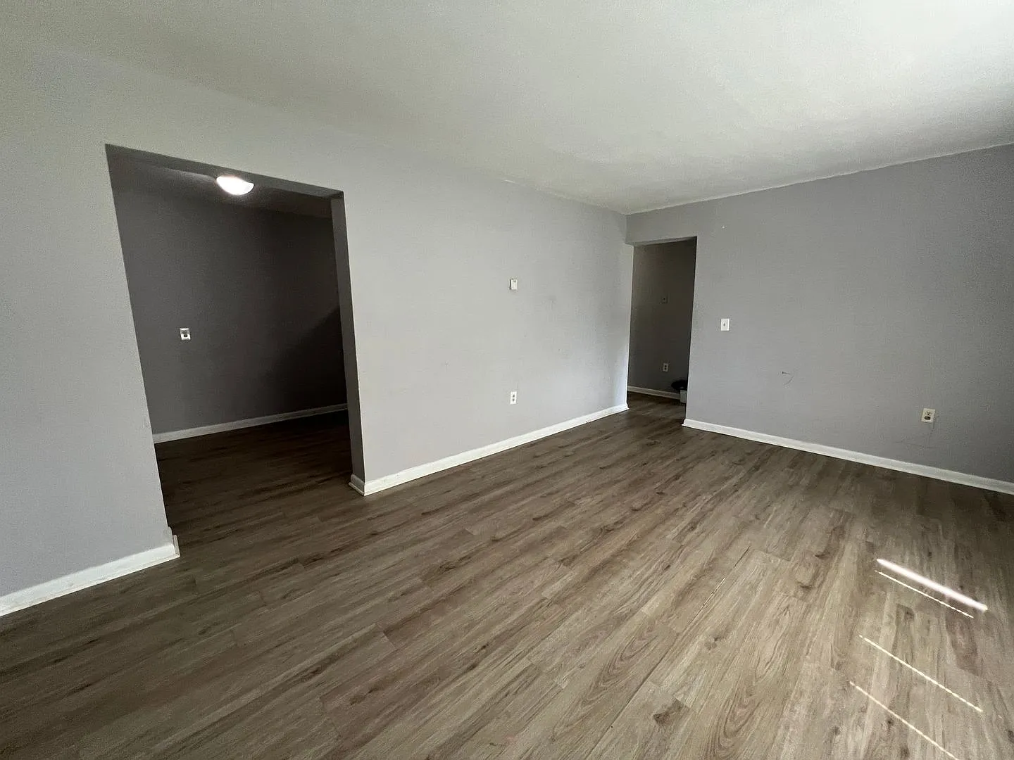 905 Neal Ave — Photo 3