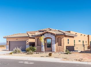 6572 Blackbird Rd, Las Cruces, NM 88012