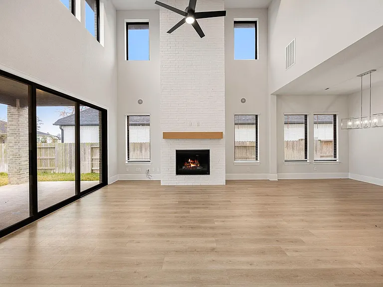 734 Platinum Stone Ln — Photo 8