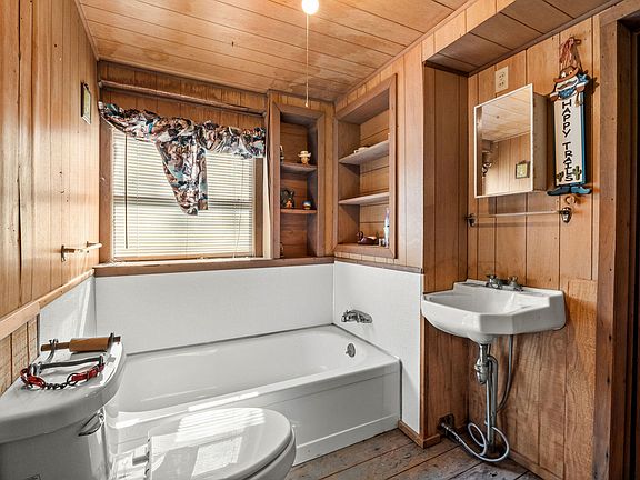 11th image of this home