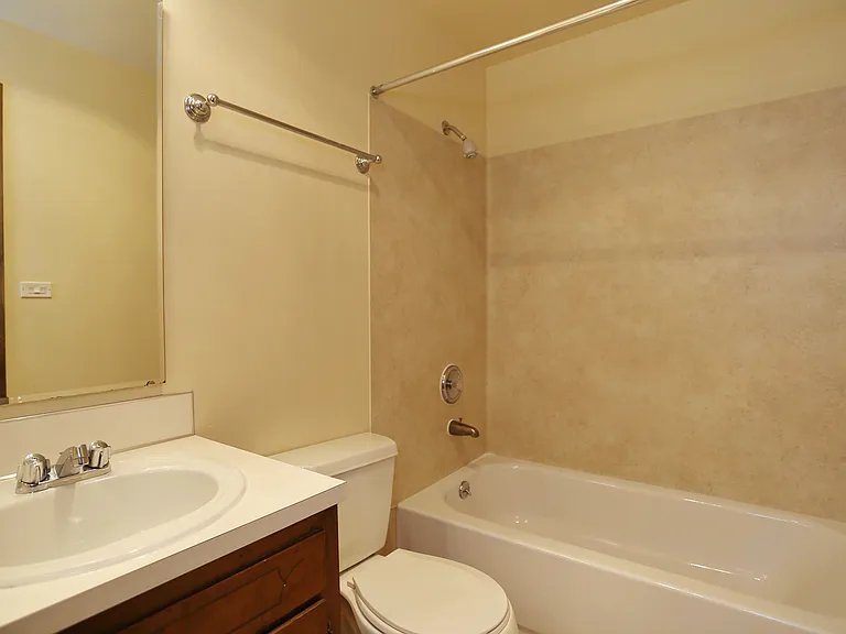 Executive Estates — Photo 8