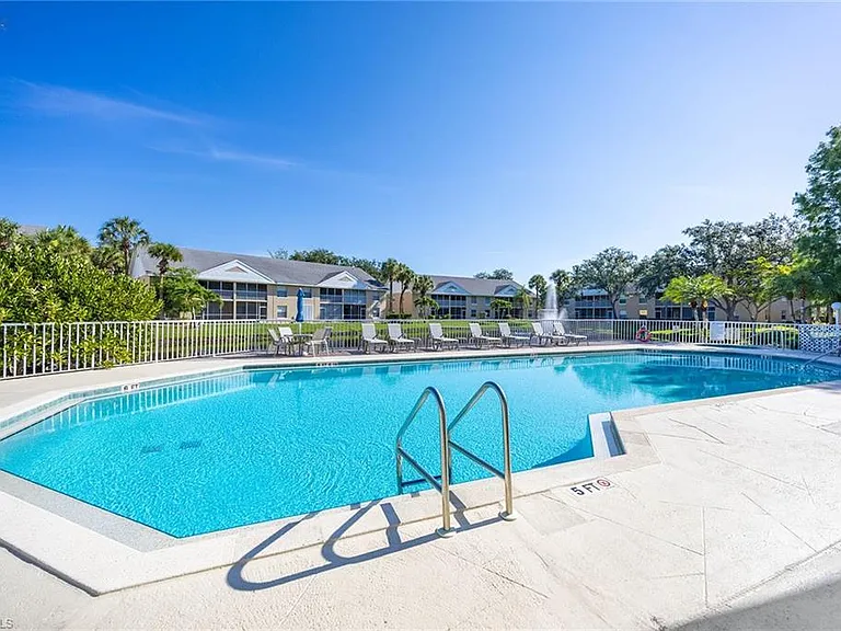 138 Pebble Shores Dr #201 — Photo 27