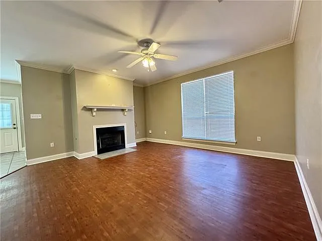 Building Photo - 5578 Arialo Dr