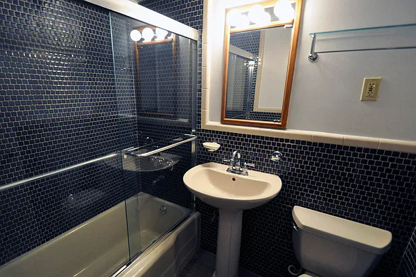 Sold by Imagine Living | media 31