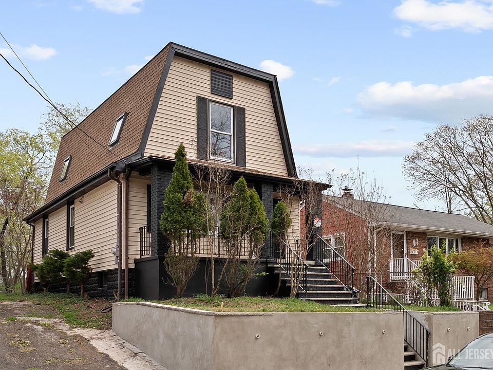 1st image of 255 6th Ave