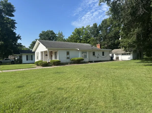 227 H St NE, Miami, OK 74354