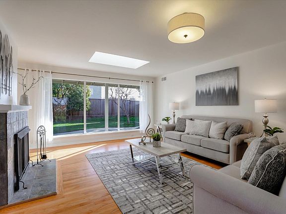 5th image of 1918 Woodland Ave