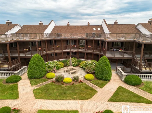 18 W Terrace Ave APT 15, Lakewood, NY 14750