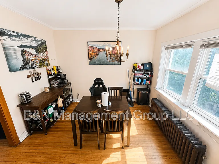1065 W Dakin St #2 — Photo 4