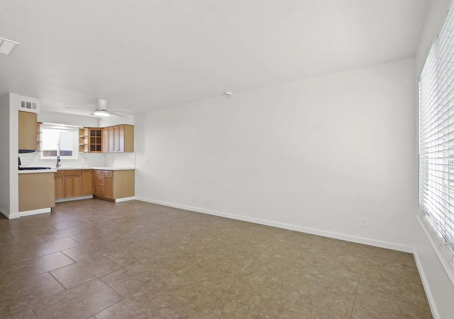 19749 Inverness Lane, Huntington Beach, CA 92646 — Photo 3