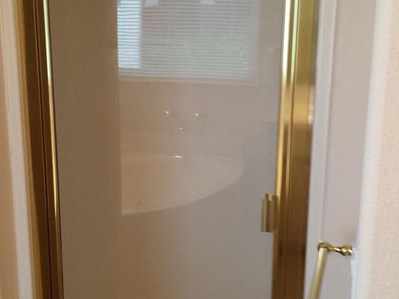 4th image of 1413 Canyon Ave
