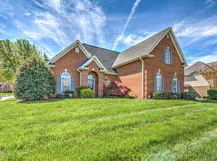 12800 Night Heron Dr, Knoxville, TN 37922