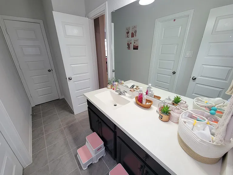 4010 Palmer Meadow Ct — Photo 25